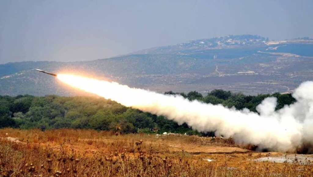 Israel यमन टकराव फिर भड़का, मिसाइलों की बरसात से कांपा इलाका