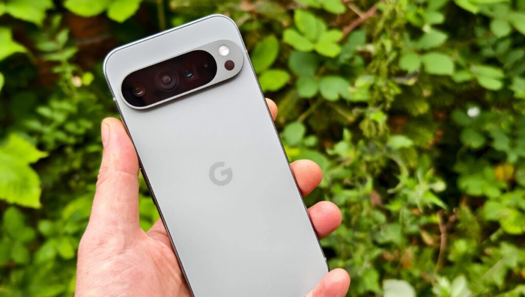 Google Pixel 9 Pro: अब हर तस्वीर होगी परफेक्ट, हर परफॉर्मेंस सुपरफास्ट!