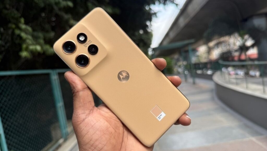 Motorola Edge 50 Neo: ₹21,453 में 4310mAh बैटरी और 13.5 घंटे का नॉनस्टॉप परफॉर्मेंस