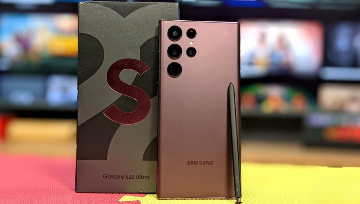 Samsung Galaxy S22 Ultra 5G: ₹62,999 में 5000mAh बैटरी और DSLR जैसे कैमरे वाला शानदार स्मार्टफोन