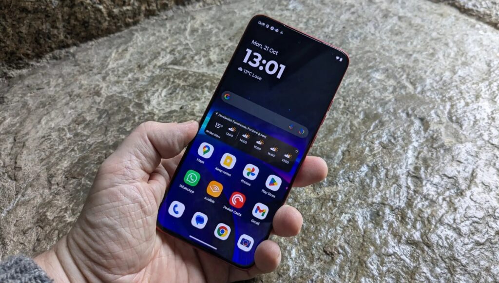 Motorola Edge 50 Neo: ₹21,453 में 4310mAh बैटरी और 13.5 घंटे का नॉनस्टॉप परफॉर्मेंस