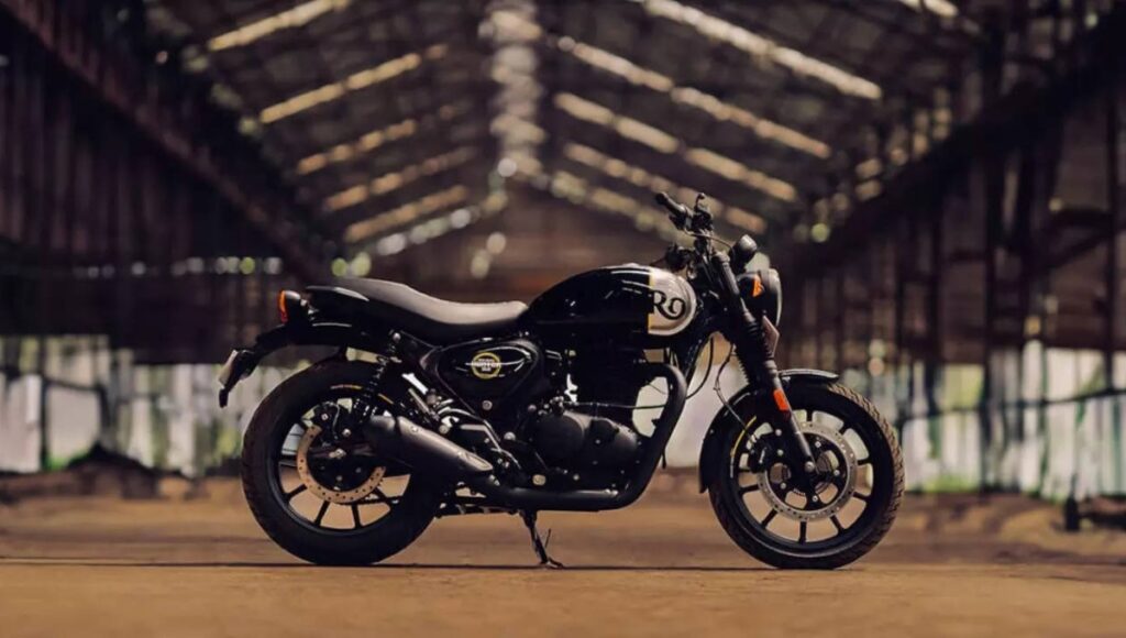 Royal Enfield Hunter 350: दमदार स्टाइल, 36 kmpl माइलेज और ₹1.50 लाख से शुरू कीमत