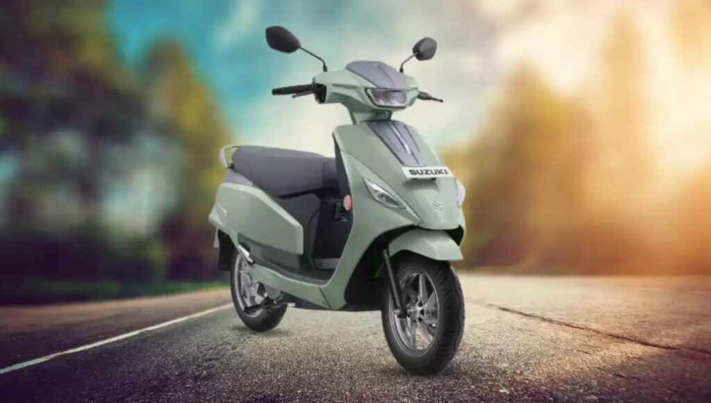 Suzuki e Access: 95 किमी रेंज और ₹90,000 कीमत में लॉन्च हुई स्मार्ट इलेक्ट्रिक स्कूटर