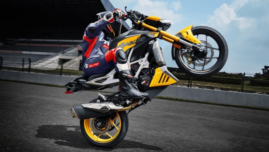 स्ट्रीटफाइटर स्टाइल का नया आयाम: TVS Apache RTR 310 सिर्फ ₹2.40-3.11 लाख में