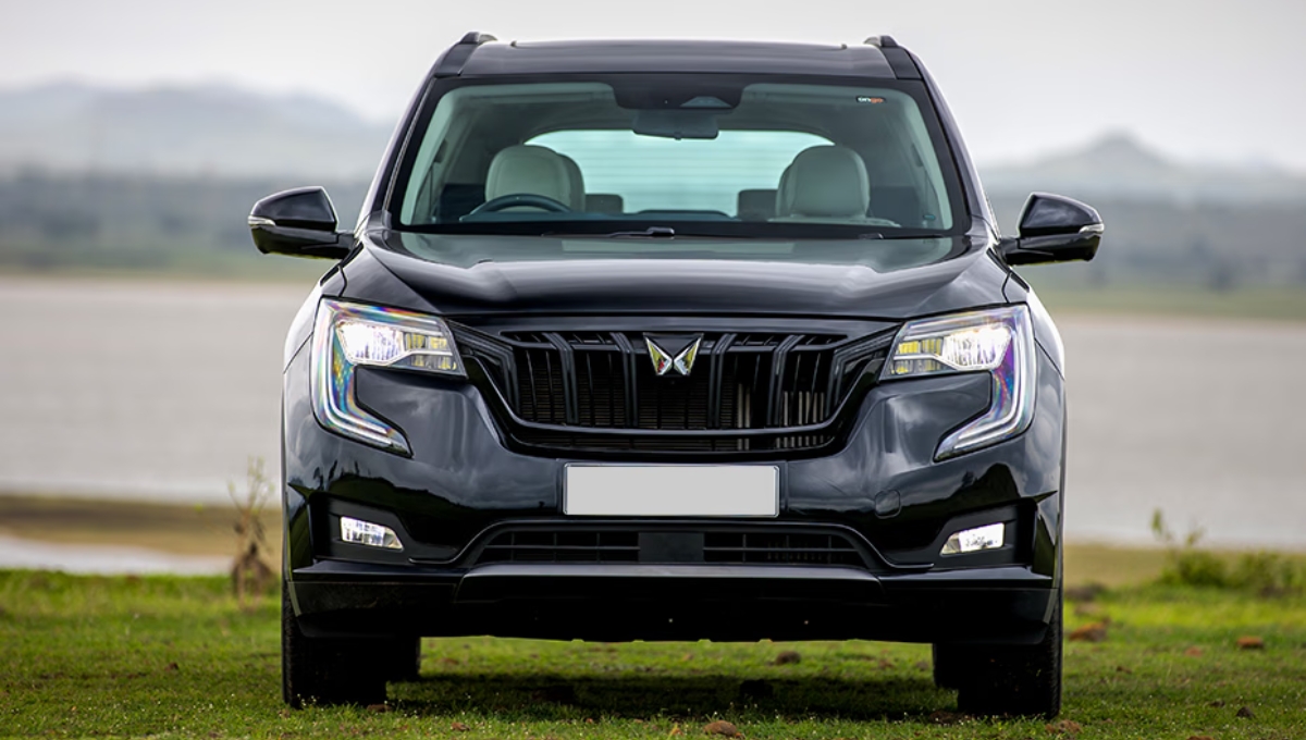 Mahindra XUV700: ₹13.99 लाख से शुरू, दमदार 2198cc इंजन और ADAS फीचर्स के साथ
