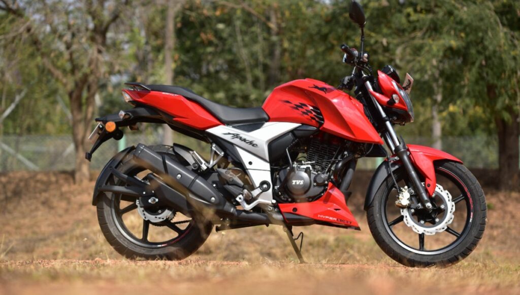 TVS Apache RTR 160 4V: दमदार इंजन, शानदार फीचर्स और कीमत मात्र ₹1.23 लाख से शुरू