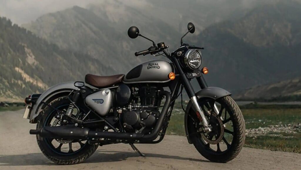 Royal Enfield Classic 350 2025: दमदार 349cc इंजन, 20.2 BHP पावर और ₹2.15 लाख में उपलब्ध