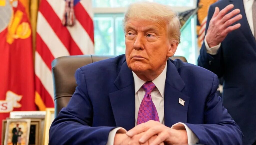 US Government Shutdown: ट्रंप की धमकी के बीच क्या होगा अगला कदम