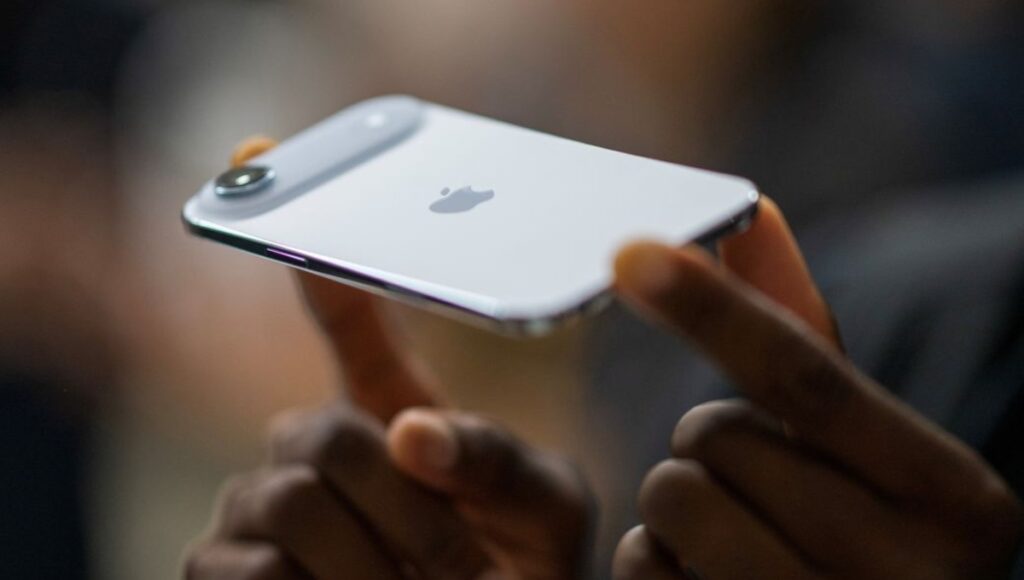 Apple iPhone Air: पतला, ताकतवर और बेहद खूबसूरत जानिए क्या है इसमें खास