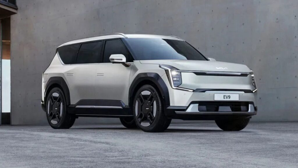 Kia EV9: 500 किमी रेंज वाली इलेक्ट्रिक SUV, कीमत करीब ₹80 लाख लक्ज़री और पावर का नया संगम