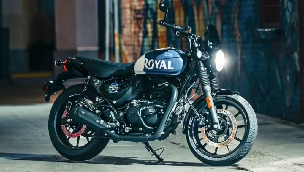 Royal Enfield Hunter 350 Review 2025: दमदार बाइक सिर्फ ₹1,58,229 में