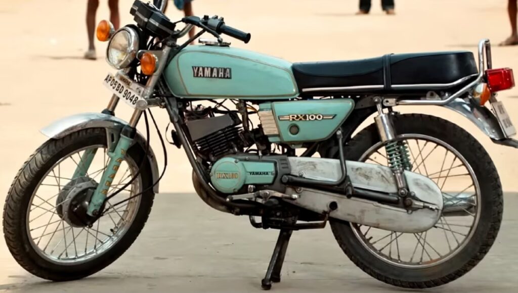 Yamaha RX 100 की वापसी, नए लुक और दमदार इंजन के साथ फिर मचाएगी सड़क पर धमाल