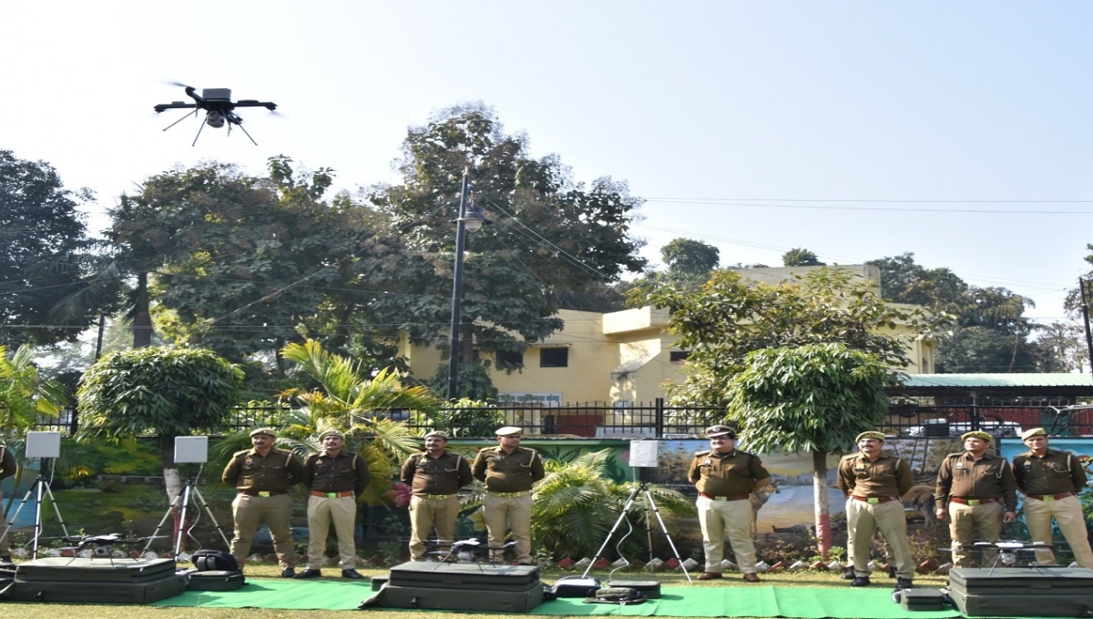 Bareilly division high alert: इंटरनेट बंद, ड्रोन की निगरानी से सड़कों पर सन्नाटा