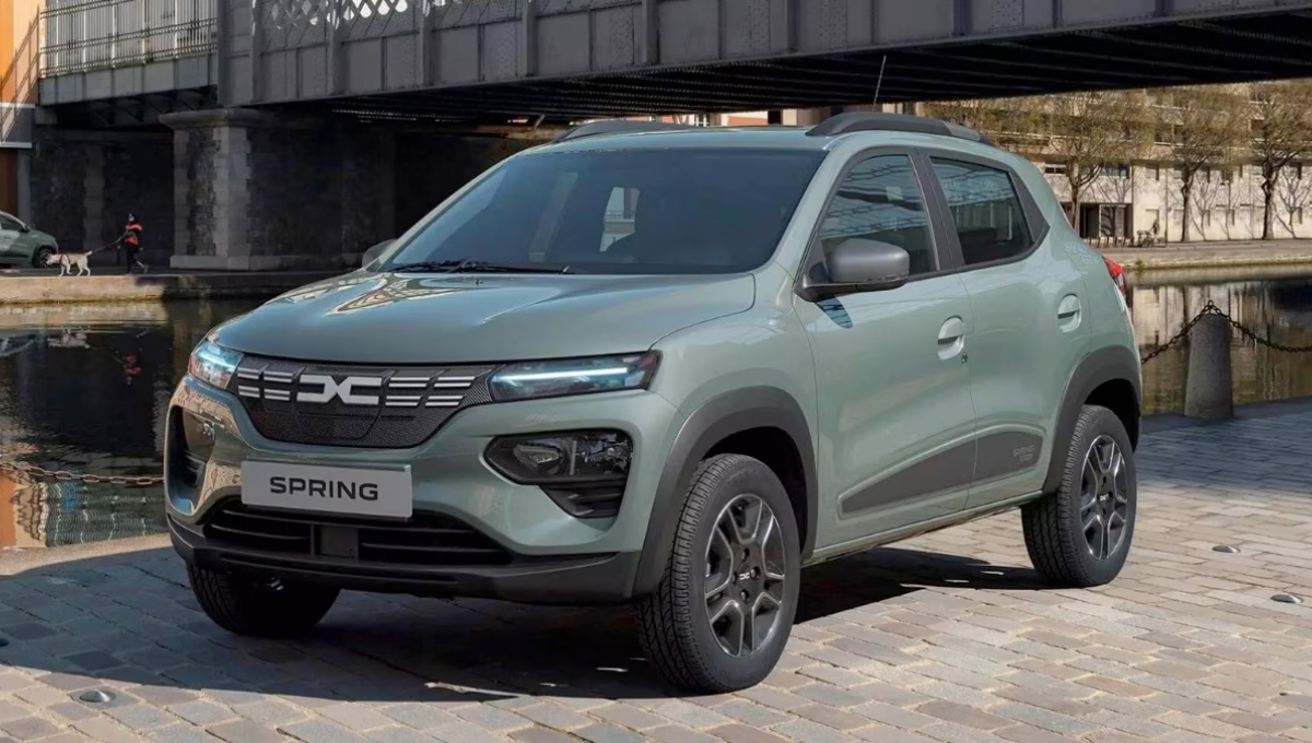 Dacia Spring EV 2025: सस्ती लेकिन दमदार इलेक्ट्रिक कार, अब मिलेगी और भी पावरफुल रेंज